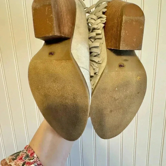 Coconuts By Matisse Lambert Fringe Bootie Light Grey, Leather - Picture 7 of 8